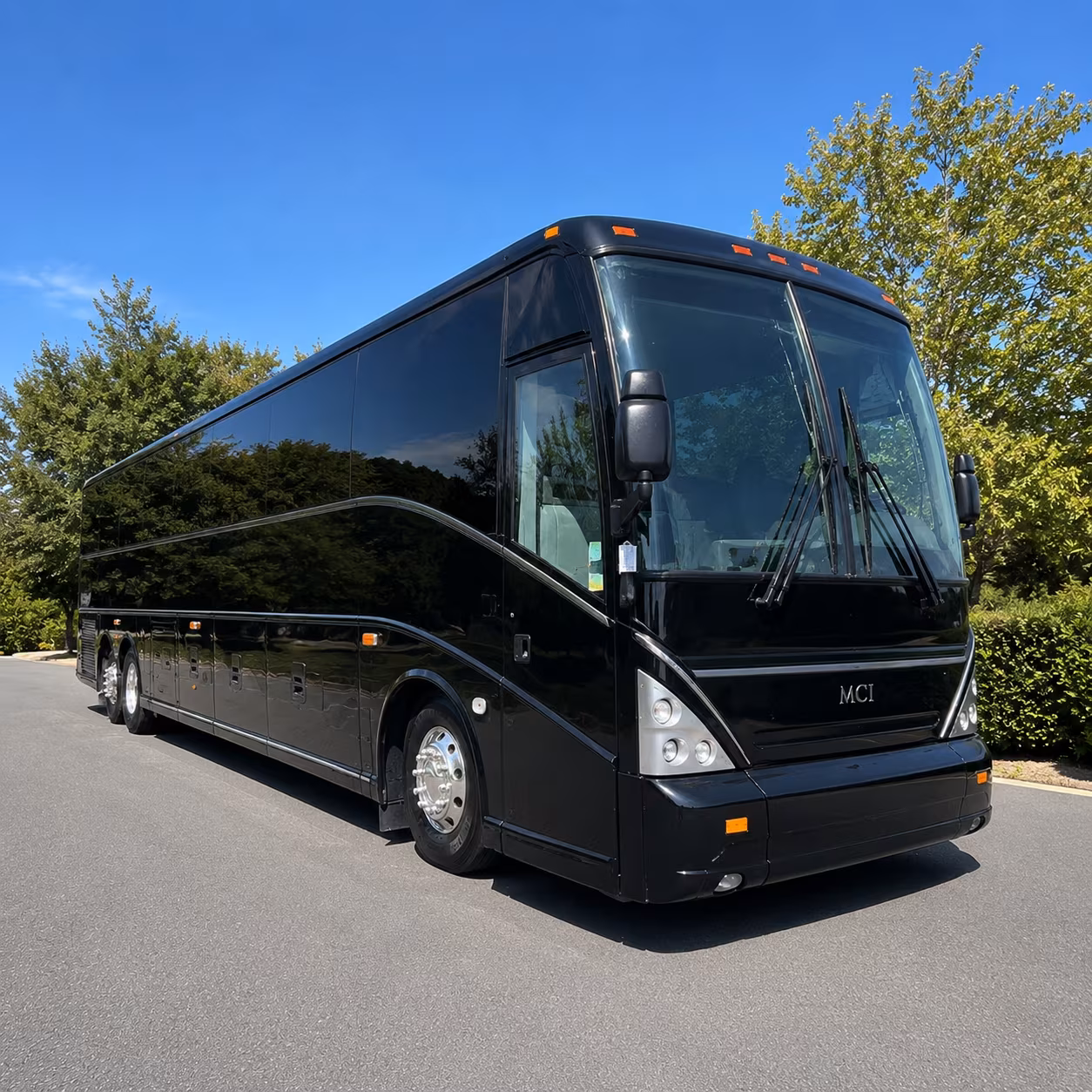 guest shuttle loops from stamford union station to your venue
